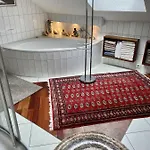 Guest In Stuttgart-nord * 슈투트가르트